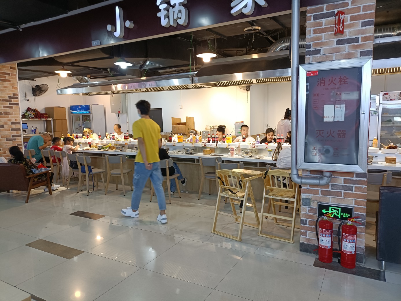 不加盟也能開(kāi)好一家旋轉(zhuǎn)小火鍋店！這樣做比較簡(jiǎn)便